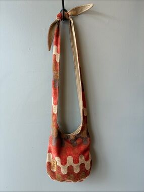 New Hope Girls Wavy Tapestry Orange & Tan Crossbody Shoulder Bag